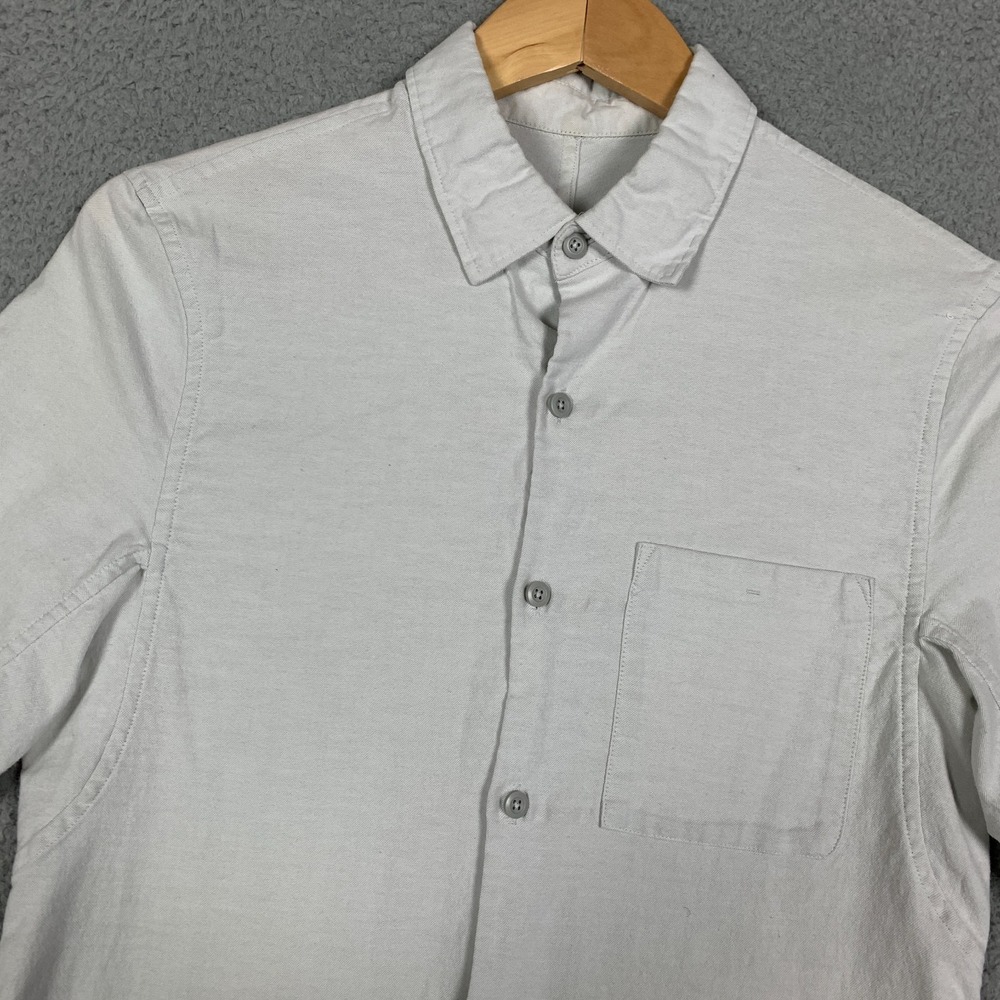Lululemon Commission Oxford Shirt Mens Small Gray Short Sleeve‎ Button Up Slim